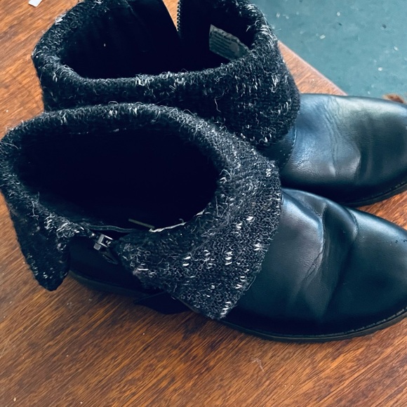 Boots - Picture 7 of 12